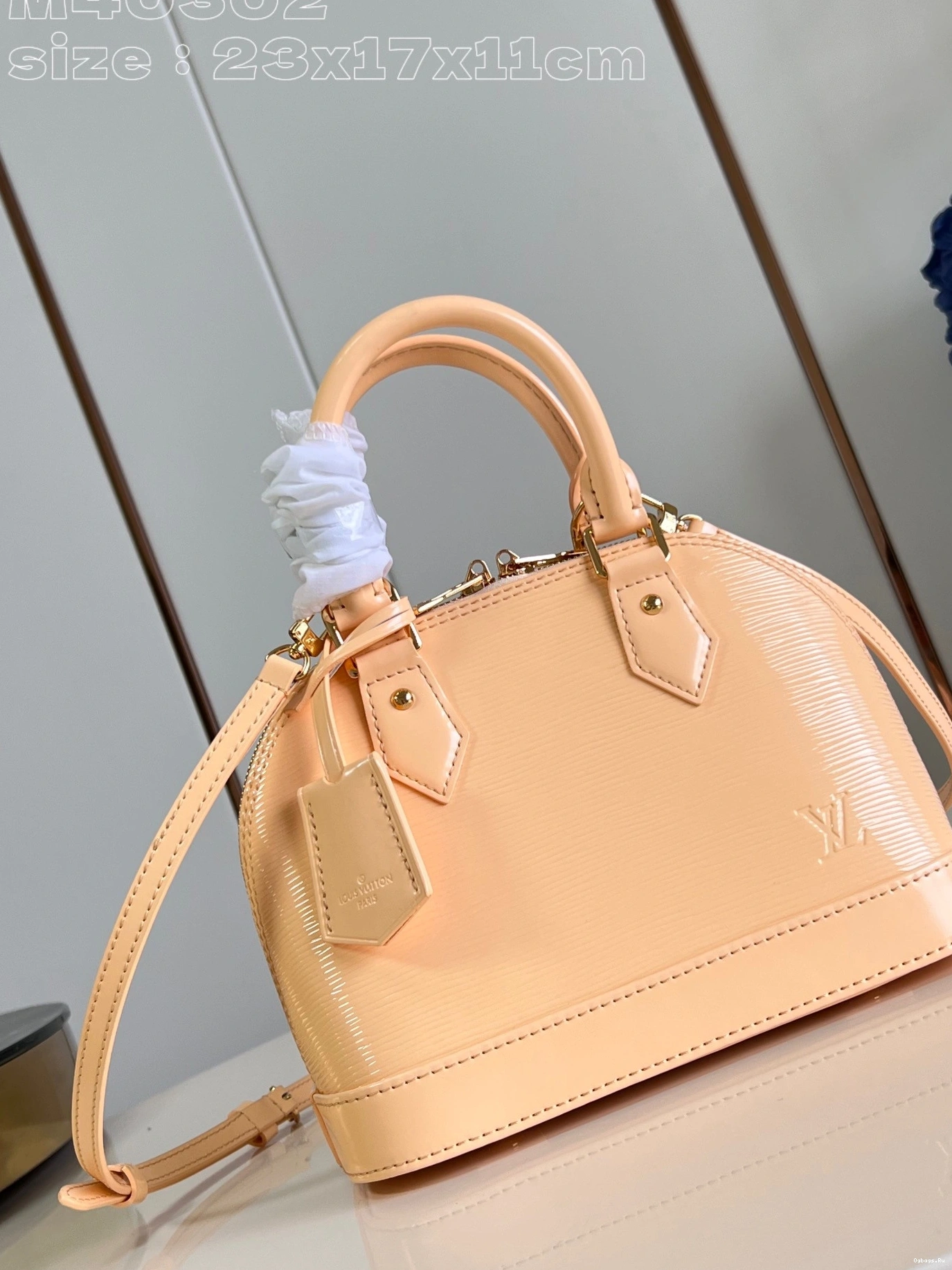 VUITTON ALMA BB-23.5*17.5*11.5cm LOUIS 0224